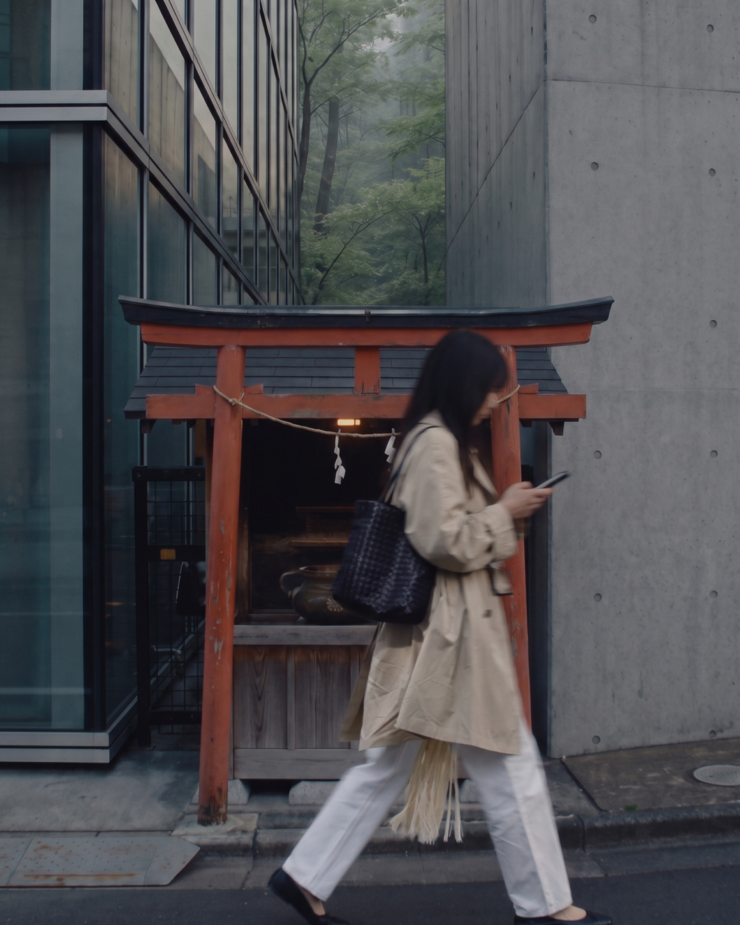 マジョレストニッチ 鳥居の前を歩く帰り道 | バランスドパウズ